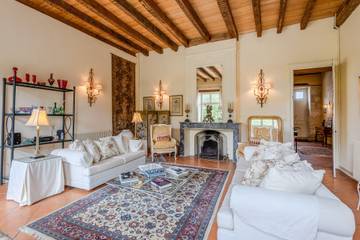 Château pour 11 Personnes dans Riocaud, Gironde, Photo 2