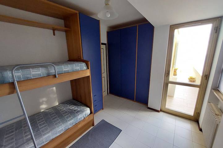 Apartamento entero, 2-bedroom apartment, large terrace overlooking the Côte d'Azur in Grimaldi (Ventimiglia), Ventimiglia