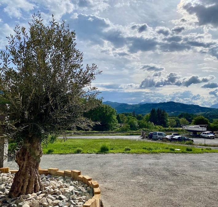 Gîte pour 6 personnes, avec vue et jardin à Montgardin - 2