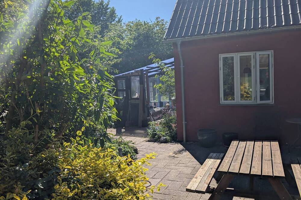 Colorful home on a natural plot with its own small forest in Hesselager, Svendborg