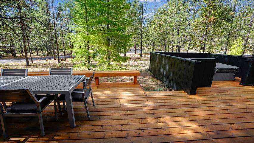 Vacation rental for 8 people, with hot tub and terrace, with pets in Sunriver
