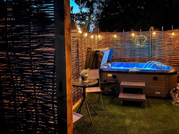 Cottage for 2 people, with garden - 1