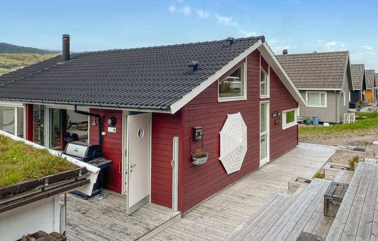 Ferienhaus für 6 Personen mit Garten in Nesset, Nördliches Fjordnorwegen