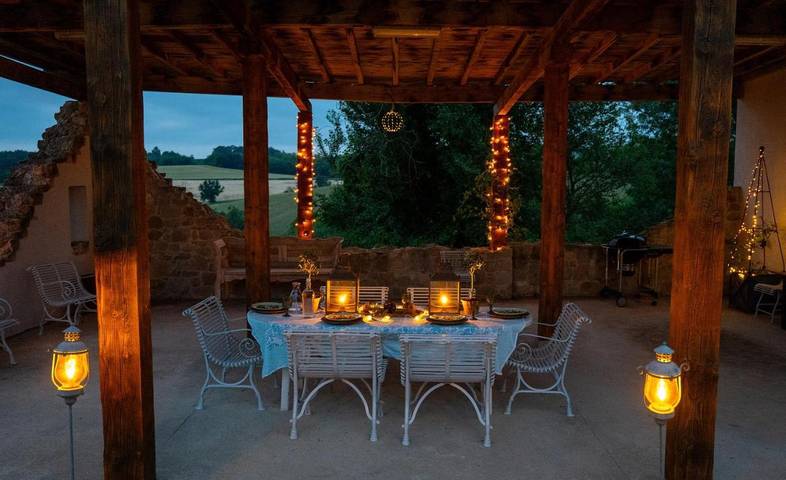 Location de vacances pour 6 personnes, avec Terrasse et Jardin ainsi que Piscine et Vue à Puylaurens - 3
