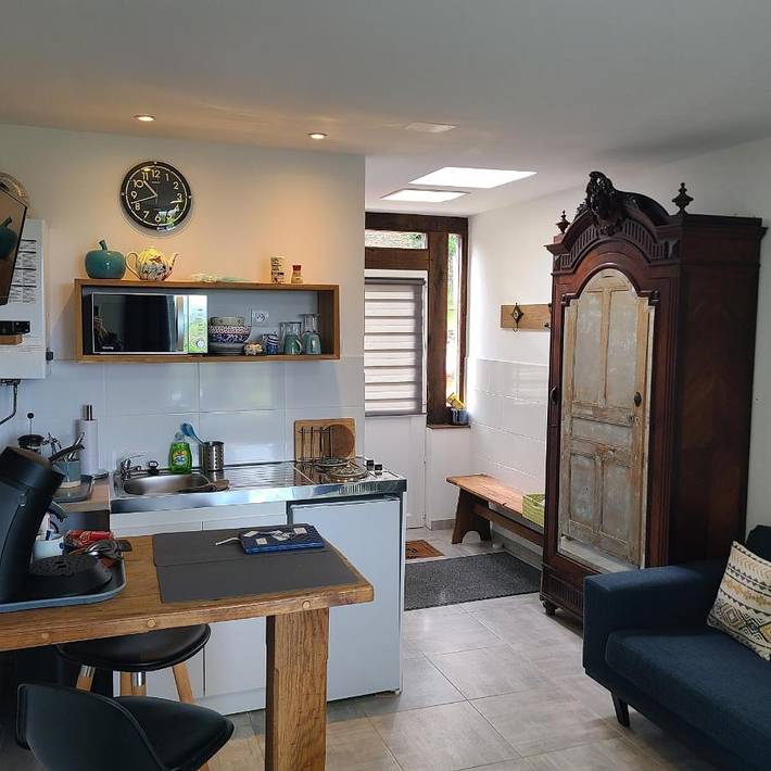 Gîte pour 2 personnes, avec vue et jardin à Saint-Pardoux-Corbier - 4