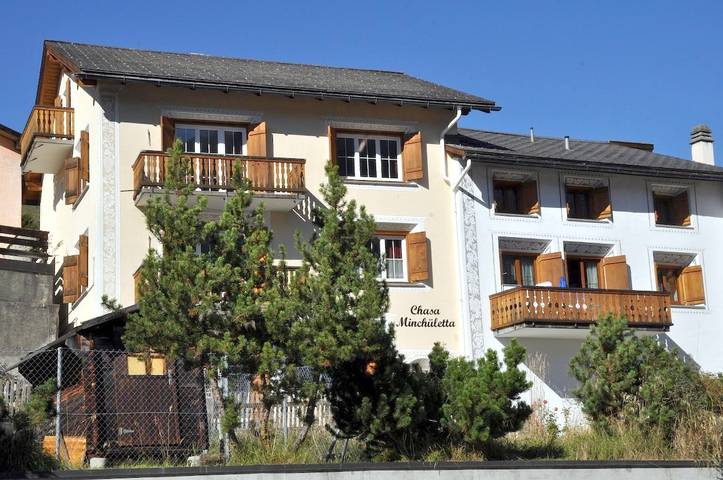 Ferienwohnung für 4 Personen, mit Balkon in Scuol