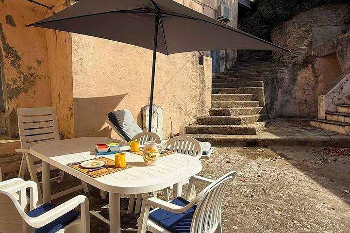 Location de vacances pour 4 personnes à Barrettali