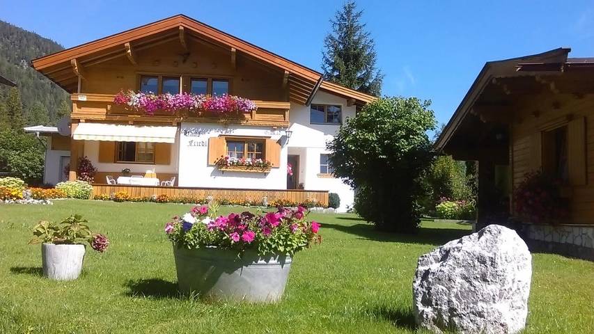 Ferienwohnung für 3 Personen, mit Balkon und Ausblick in Sankt Ulrich am Pillersee