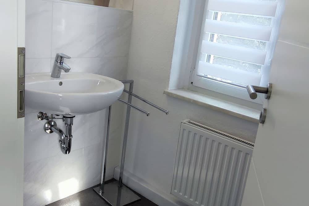 Ganze Wohnung, Gemütliche Ferienwohnung Welche Einen Katzensprung vom See Entfernt ist in Olbersdorf, Zittauer Gebirge