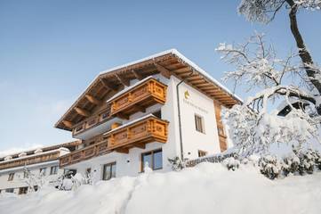 Chambre d’hôte pour 5 personnes, avec jardin ainsi que vue sur le lac et vue, adapté aux familles à Natters