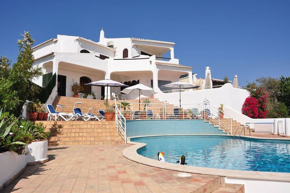 Villa With Private Pool in Alvor, Faro District