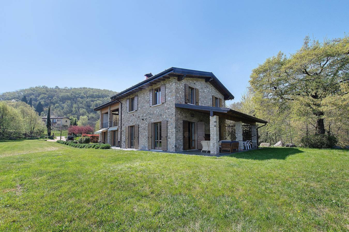 Villa „Agriturismo Casa Del Castagneto“ mit Seeblick, privater Terrasse & Wlan in Gargnano, Gardasee-Berge