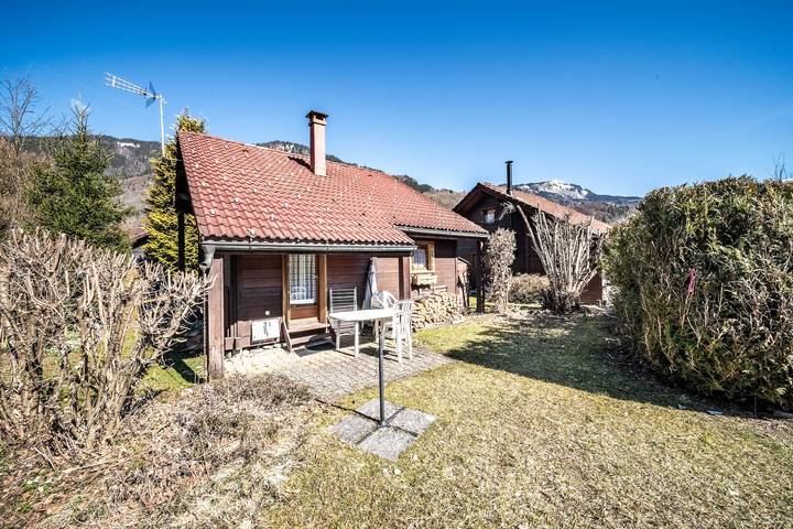 Chalet pour 4 personnes, avec jardin, animaux acceptés à Verchaix