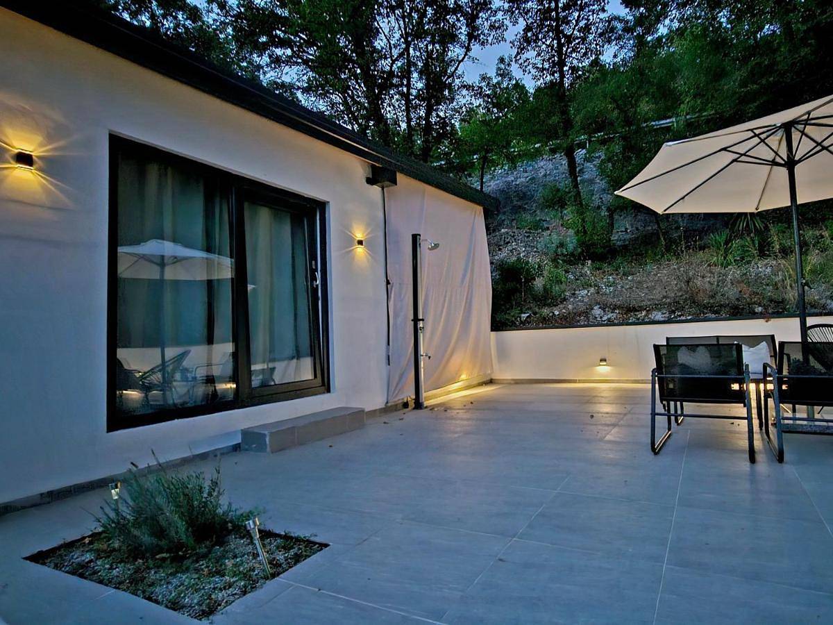 Ganze Wohnung, Apartment Meraki Kostrena - Hot Tub in Paveki, Vrh Martinscice