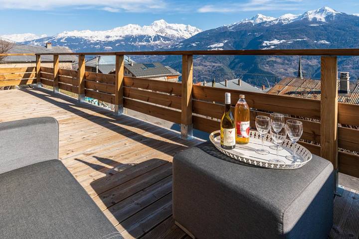 Gîte pour 6 personnes, avec terrasse dans Aime-la-Plagne - 2