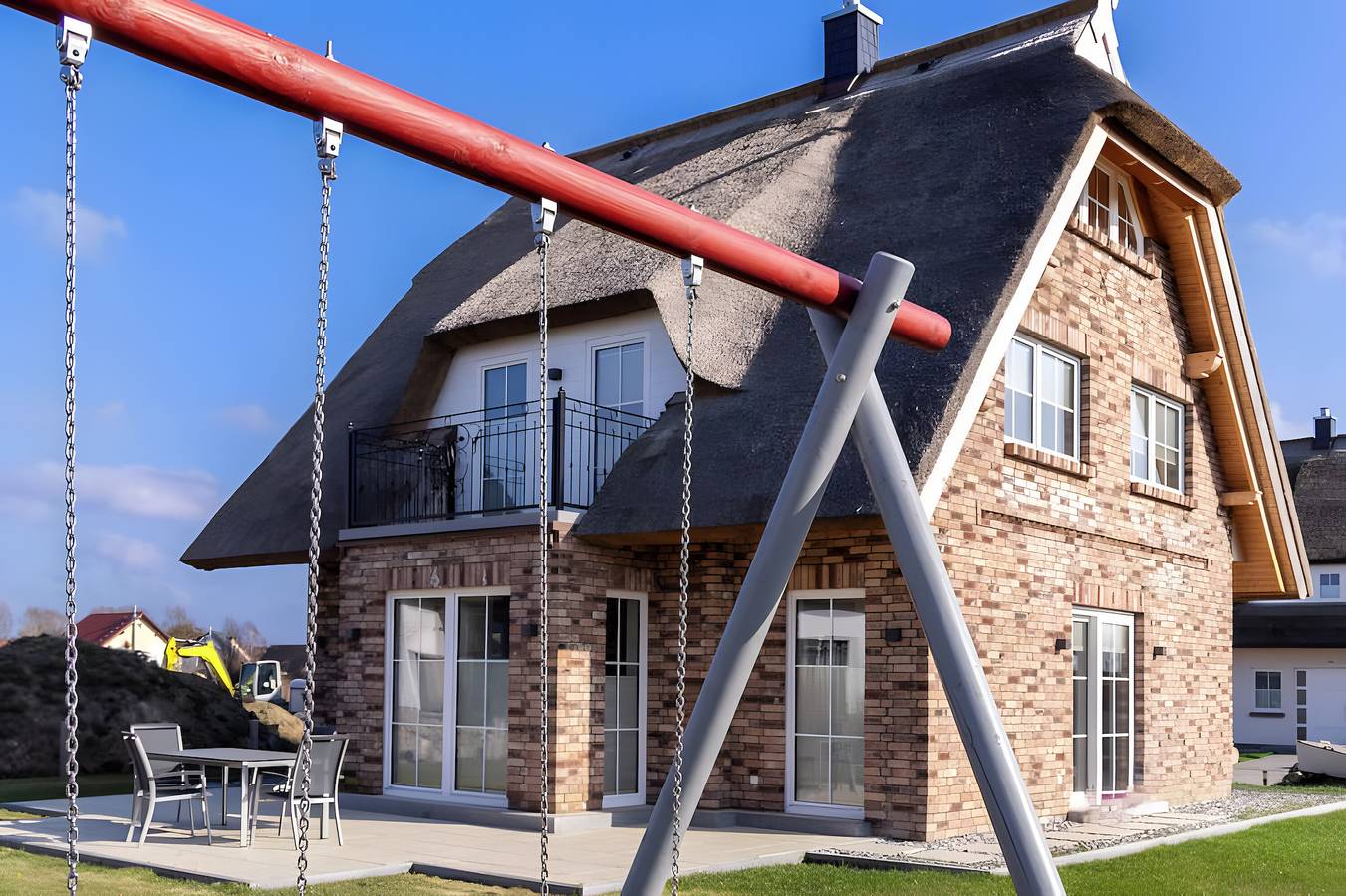 \"reethaus nordlicht\" a top-class vacation home on the baltic sea island of rügen. in Lancken, Dranske