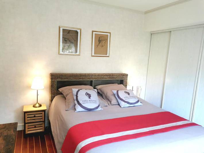 Gîte pour 2 personnes, avec piscine ainsi que jardin et terrasse à Meuvaines - 3