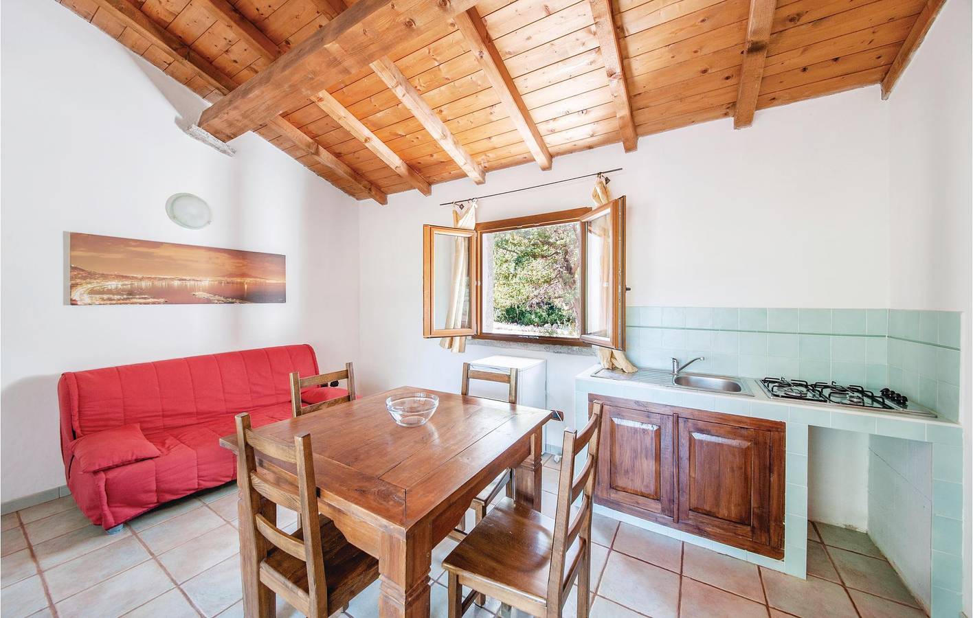 Entire holiday apartment, Beachside Apartment with Pool, Parking & Kitchen in Badesi, Olbia-Tempio