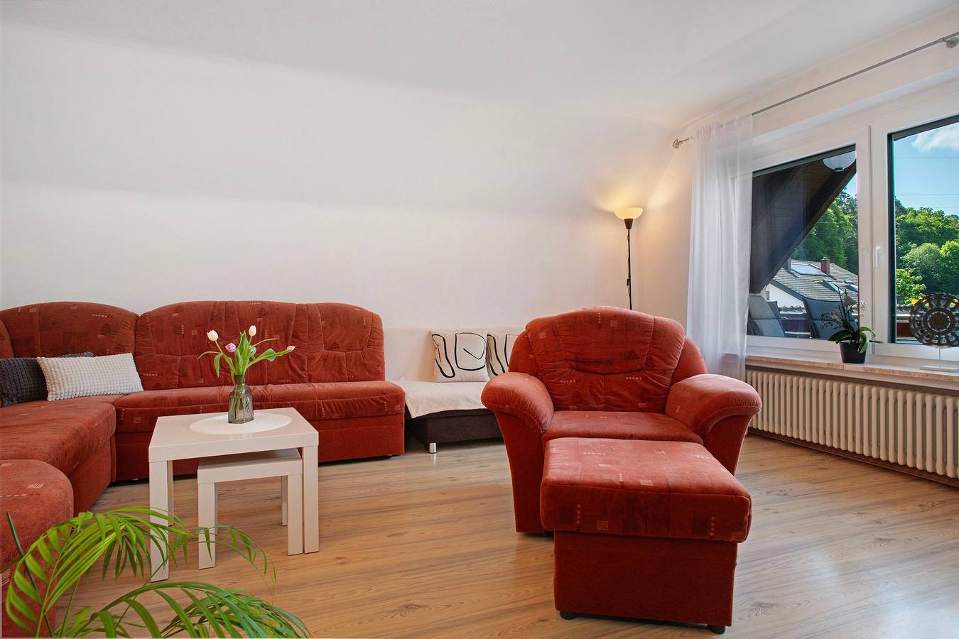 Appartement entier, Appartement 'Ferienwohnung Hertkorn' avec terrasse privée, jardin privé et Wi-Fi in Friedrichshafen, Region Bodensee-Oberschwaben