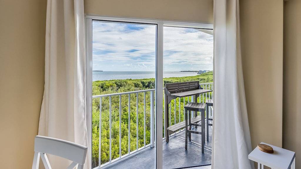 Ganze Wohnung, Unbeatable Views from Lux Oceanfront Suite in Tavernier, Monroe County