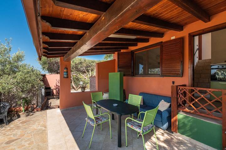 Ferienhaus für 6 Personen, mit Balkon und Garten in Villasimius - 2