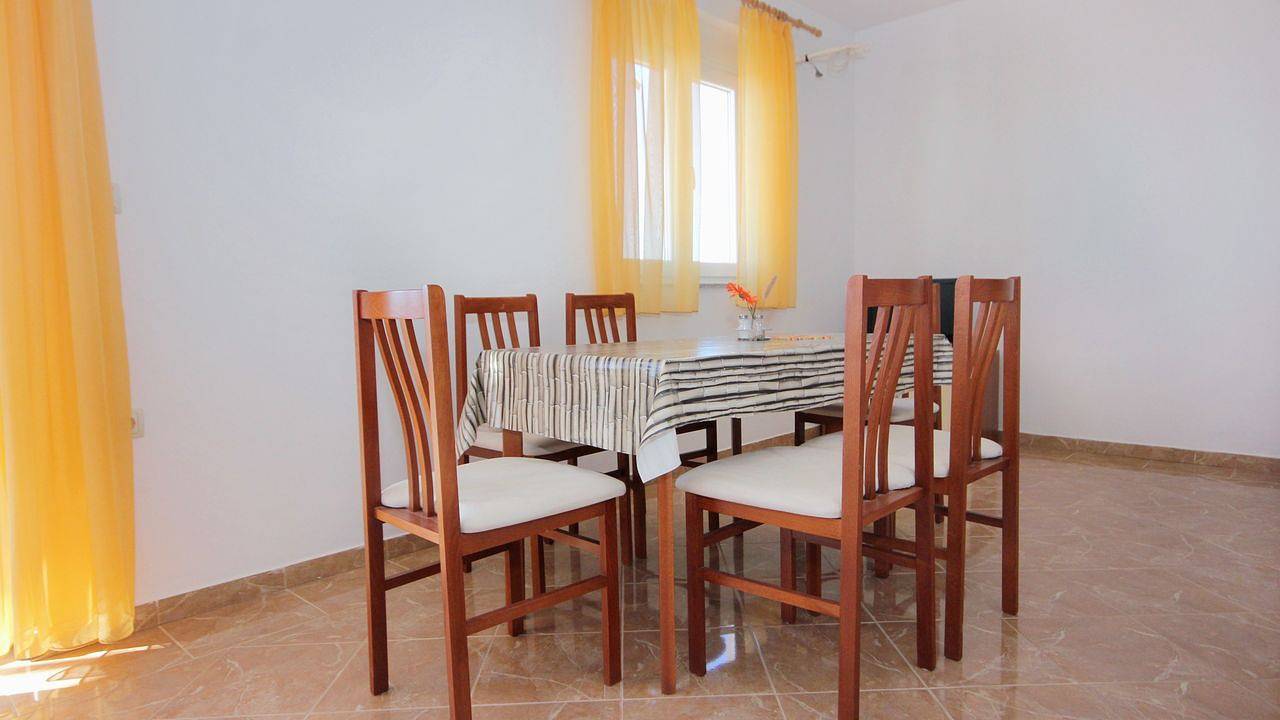 Ganze Ferienwohnung, Ferienwohnung für 5 Personen (52 m²) in Vlašići in Vlasici, Pag
