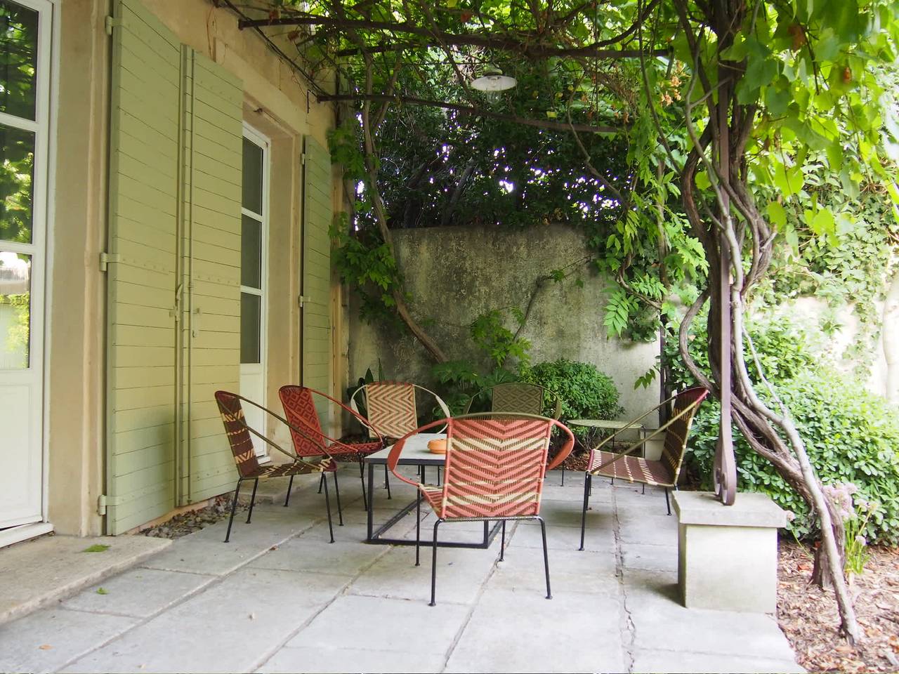 Villa Maillane, 18th century residence completely renovated in Maillane, Arles region