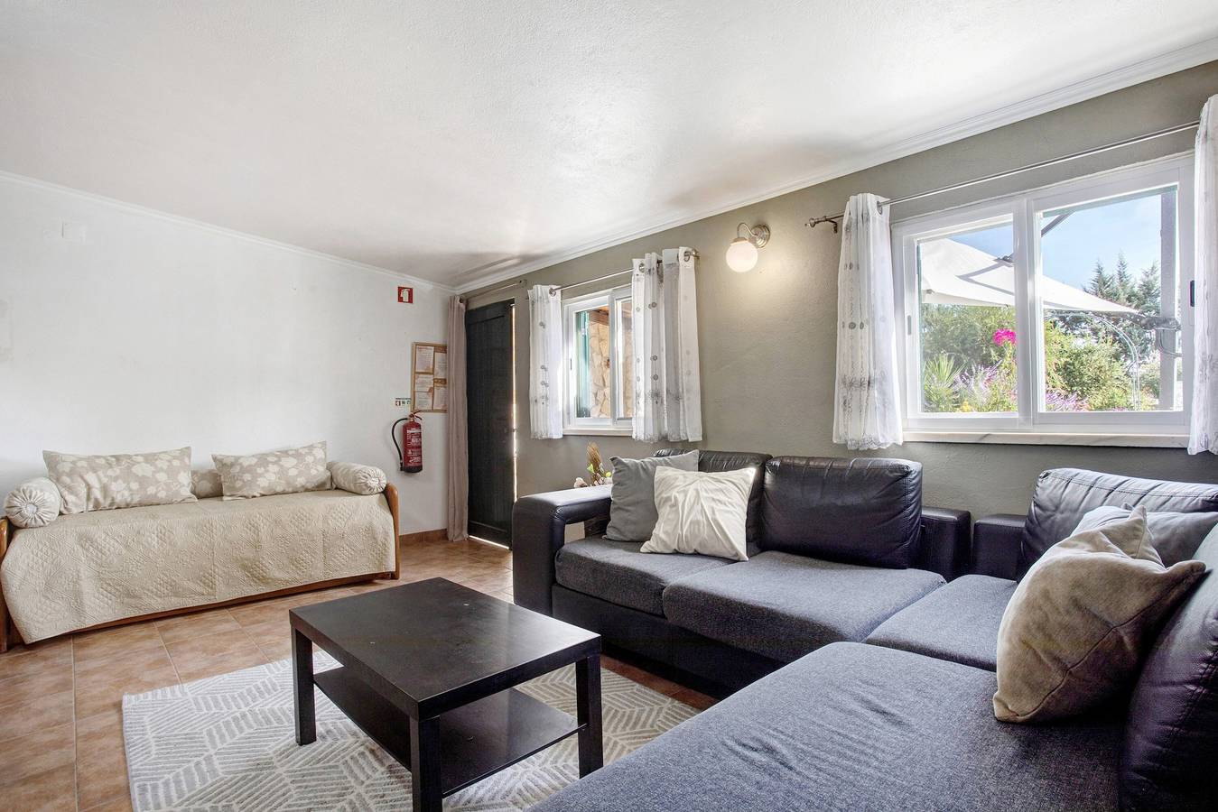Ferienhaus 'Casa 2' mit Gemeinschaftspool, Wi-Fi und Klimaanlage in Vale da Pedra, Rio Tejo