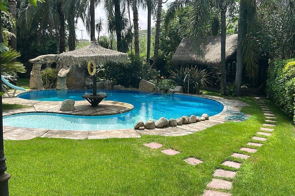 Ganze Wohnung, Apartbeach Oasis Your Paradise With Tropical Pool, Jacuzzi in Riudoms, Costa Dorada