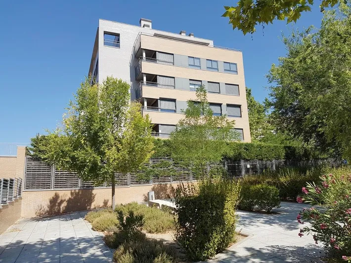Ferienwohnung für 4 Personen, mit Ausblick und Pool sowie Garten - 1