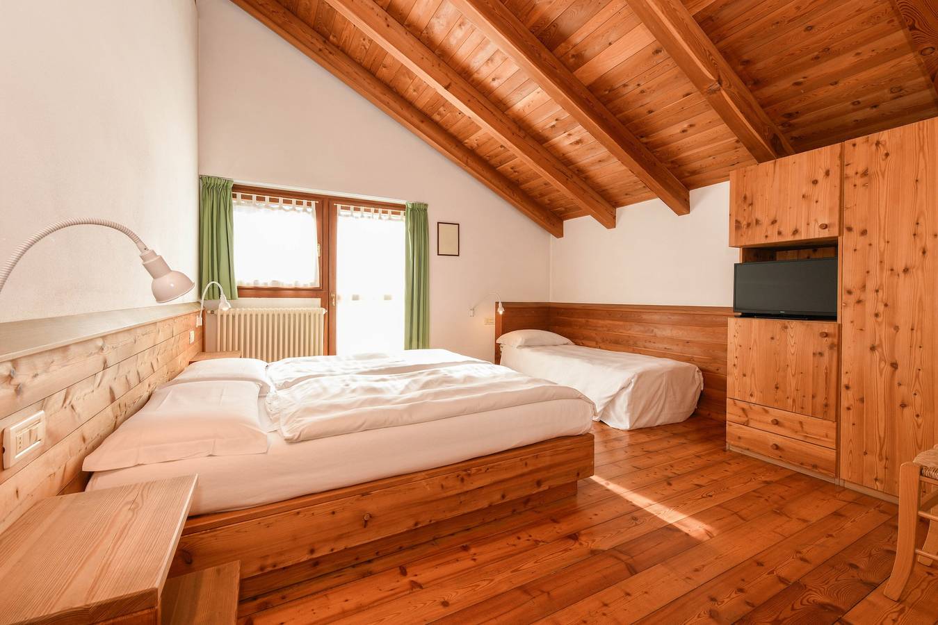 Chalet 'Agriturismo Casa Al Campo' mit Bergblick, privatem Pool und Wi-Fi in Giustino, Brentagruppe