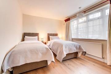 Apartment for 6 People in Ealing, London, Photo 2