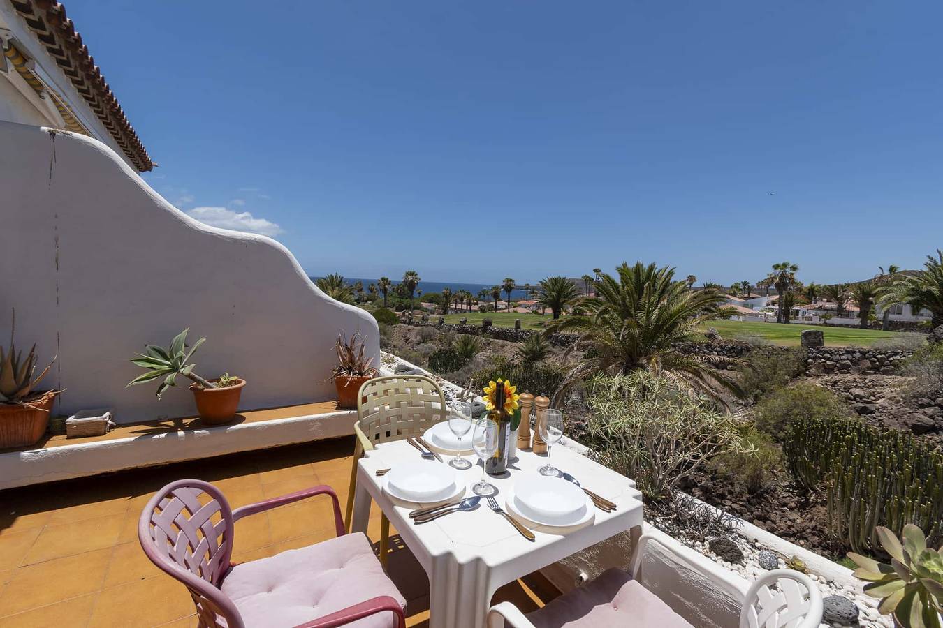 Entire apartment, Pebble Beach 1 - One Bed in Las Adelfas, Amarilla Golf