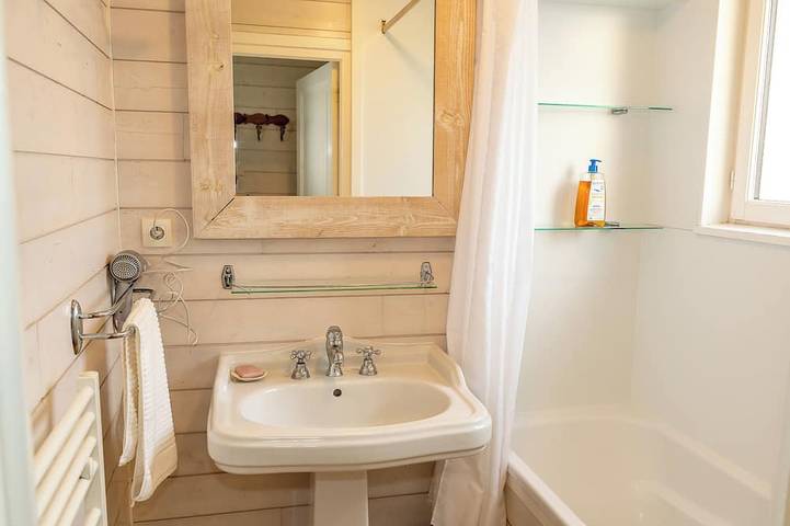 Location de vacances pour 4 personnes dans Plage de Sciotot - 4