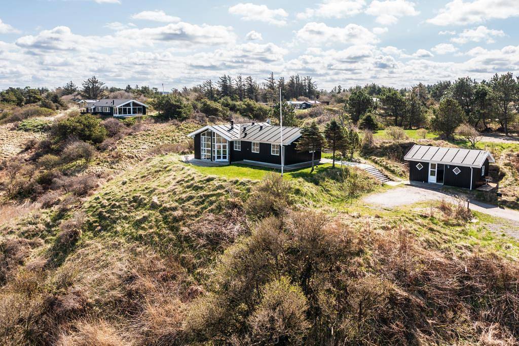 Holiday home with stunning location in hilly terrain in Hirtshals, Tannisbucht