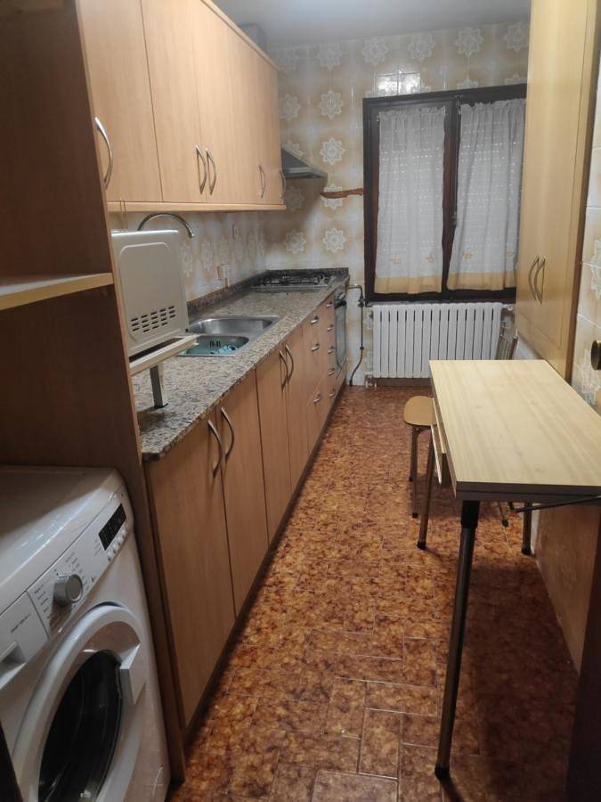 Gîte pour 5 personnes, avec vue à Arnes - 4