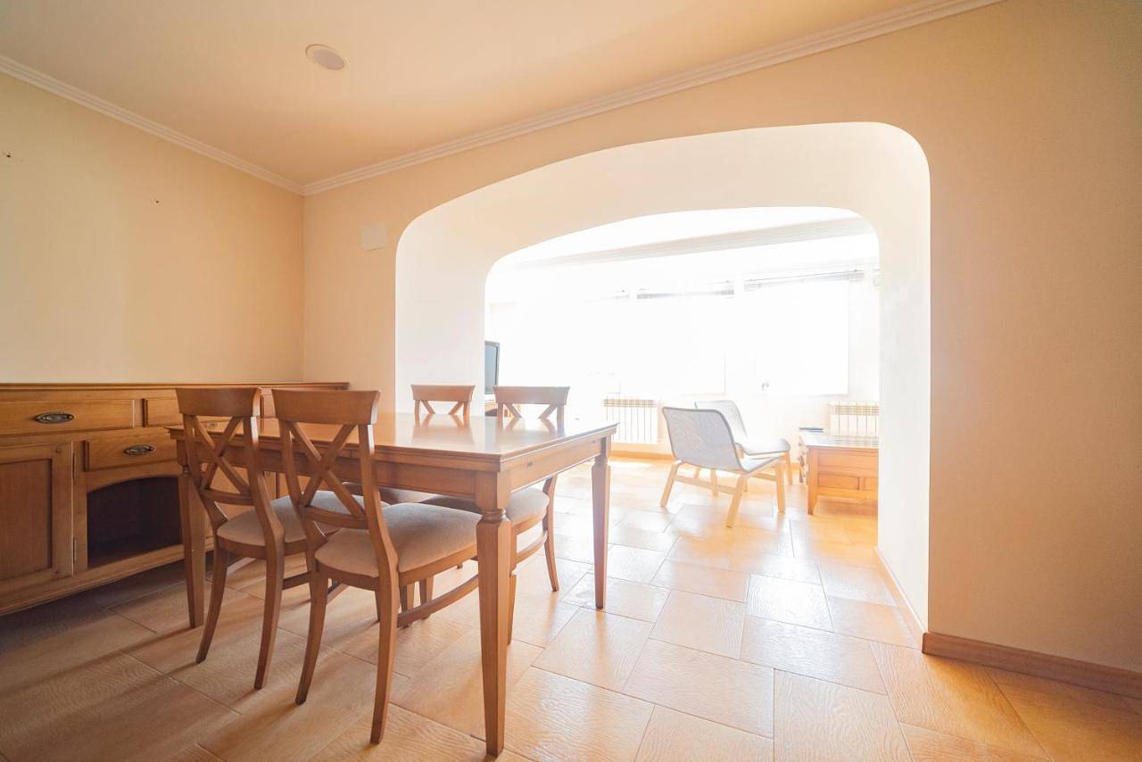Four-Bedroom House in Praia de Area Morta (Ares), Ares