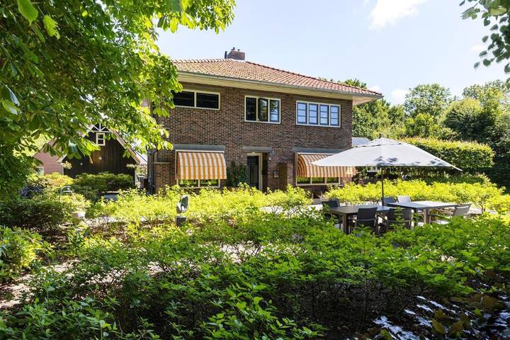 B&b voor 4 personen, with Terras and Tuin as well as Sauna and Uitzicht in Lauwersmeer