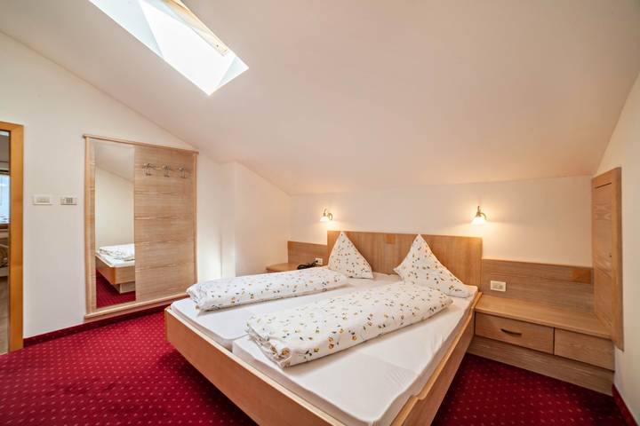 Hel lejlighed, Apartment "Mutspitz Rainegg" with Mountain View, Wi-Fi, Garden & Balcony in Schenna, Sarntal Alperne