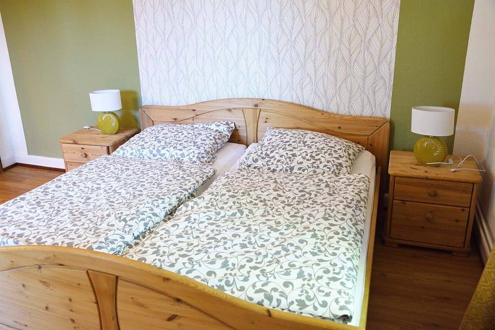 Ganze Wohnung, Moderne und gemütliche Ferienwohnung in Waldkirch, Südschwarzwald