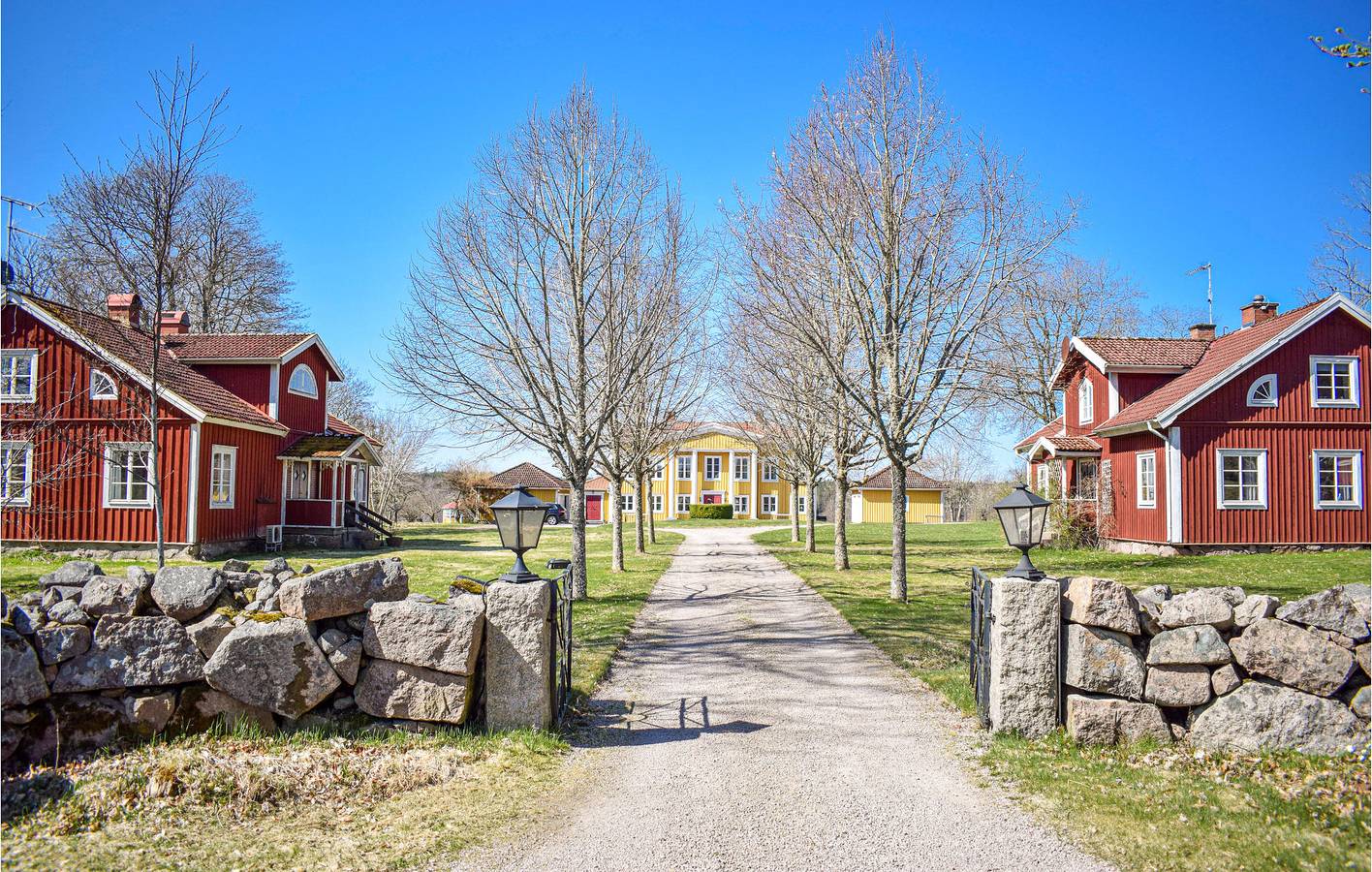 Hus för 6 Personer med trädgård in Kronobergs