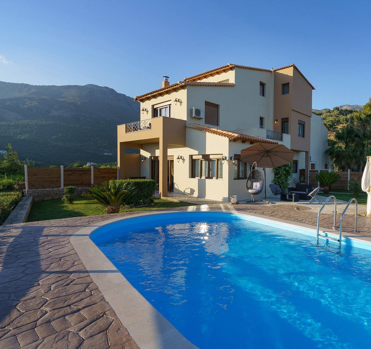Villa w/Private Pool Walking distance to amenities in Plakias, Rethymno und Umgebung