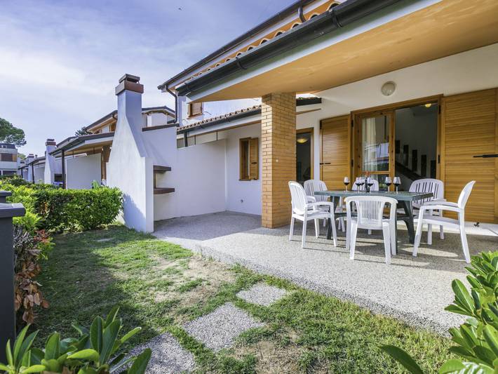 Ferienhaus für 6 Personen, mit Balkon und Kinderpool sowie Garten in Bibione - 3
