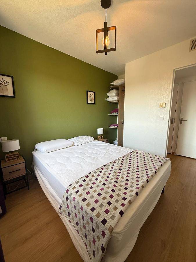 Appartement entier, L’Horizon Green : piscine climatisation vue golf in Biot, Côte méditerranéenne (France)