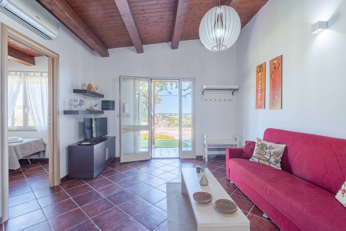 Appartement entier, Appartement 'Estremo Sud - Casa Vacanza Candy' avec vue sur la mer, Wi-Fi et climatisation in Marzamemi, Pachino