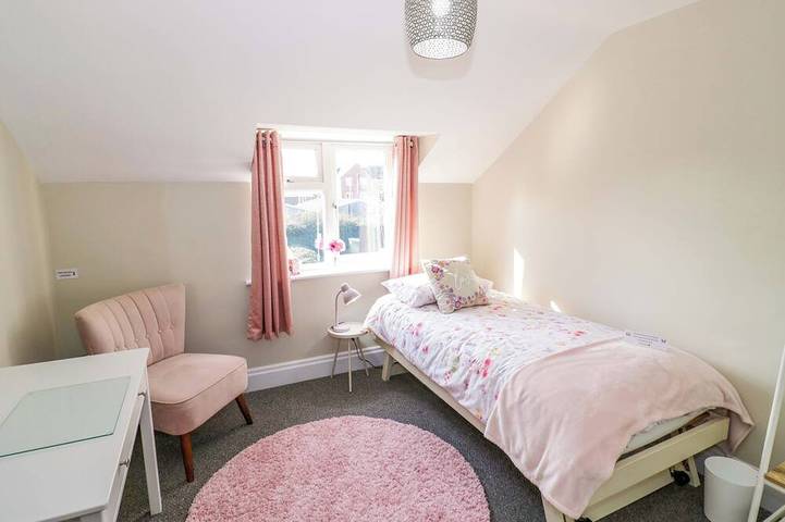 Fern Cottage, pet friendly in Lichfield in Staffordshire