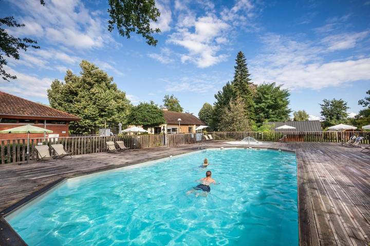 Location de vacances pour 5 personnes, avec terrasse et piscine à Horbourg-Wihr - 2