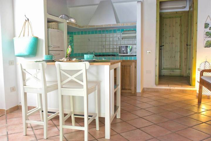 Location de vacances pour 6 personnes, avec Balcon/Terrasse et Jardin en Sardaigne