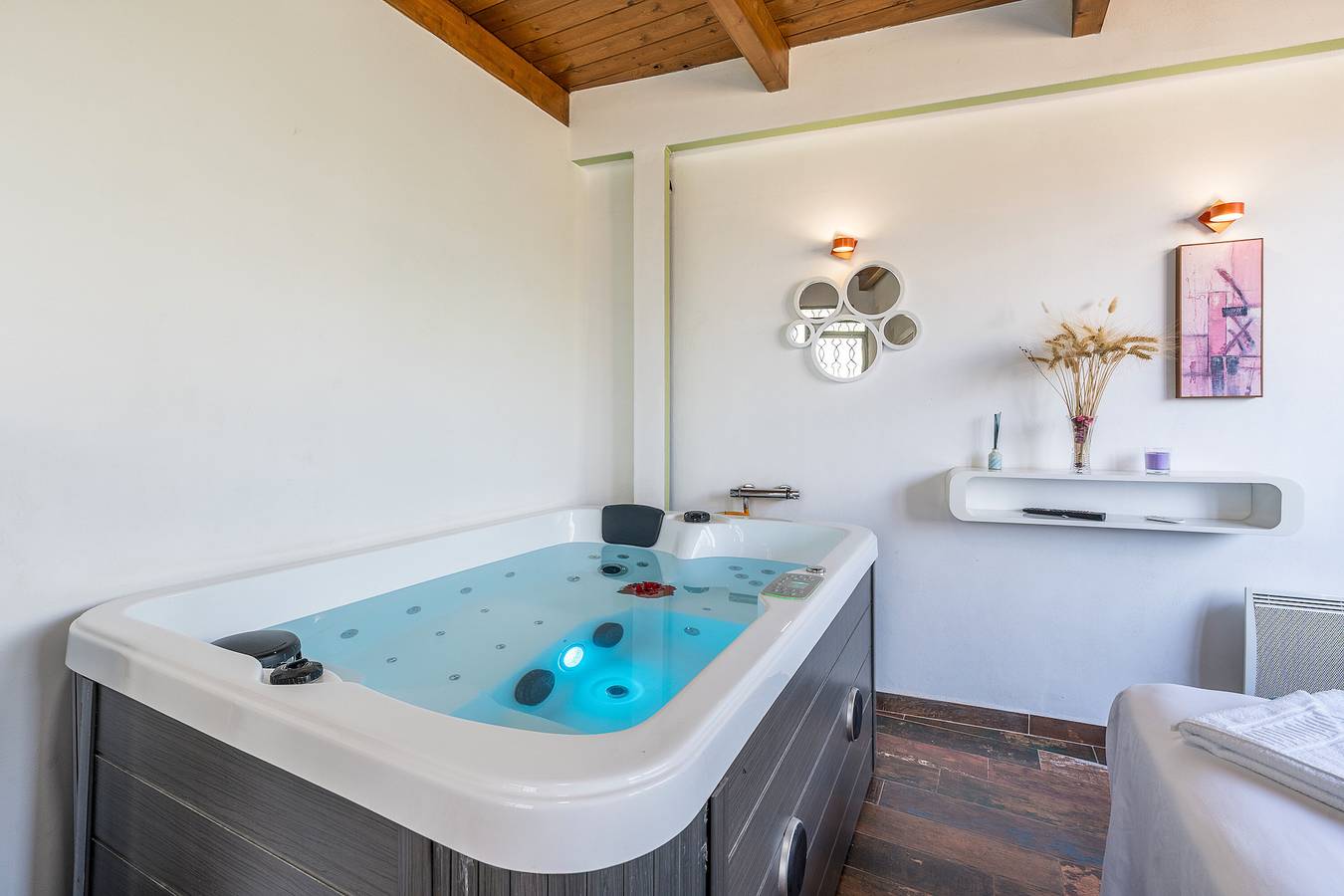 Chambre 'Con Baño Privado' avec vue sur la montagne, Wi-Fi et climatisation in Ambroz, Vegas del Genil