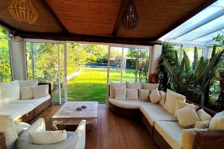 Location de vacances pour 16 personnes, avec jacuzzi ainsi que sauna et jardin, animaux acceptés à Peynier - 4